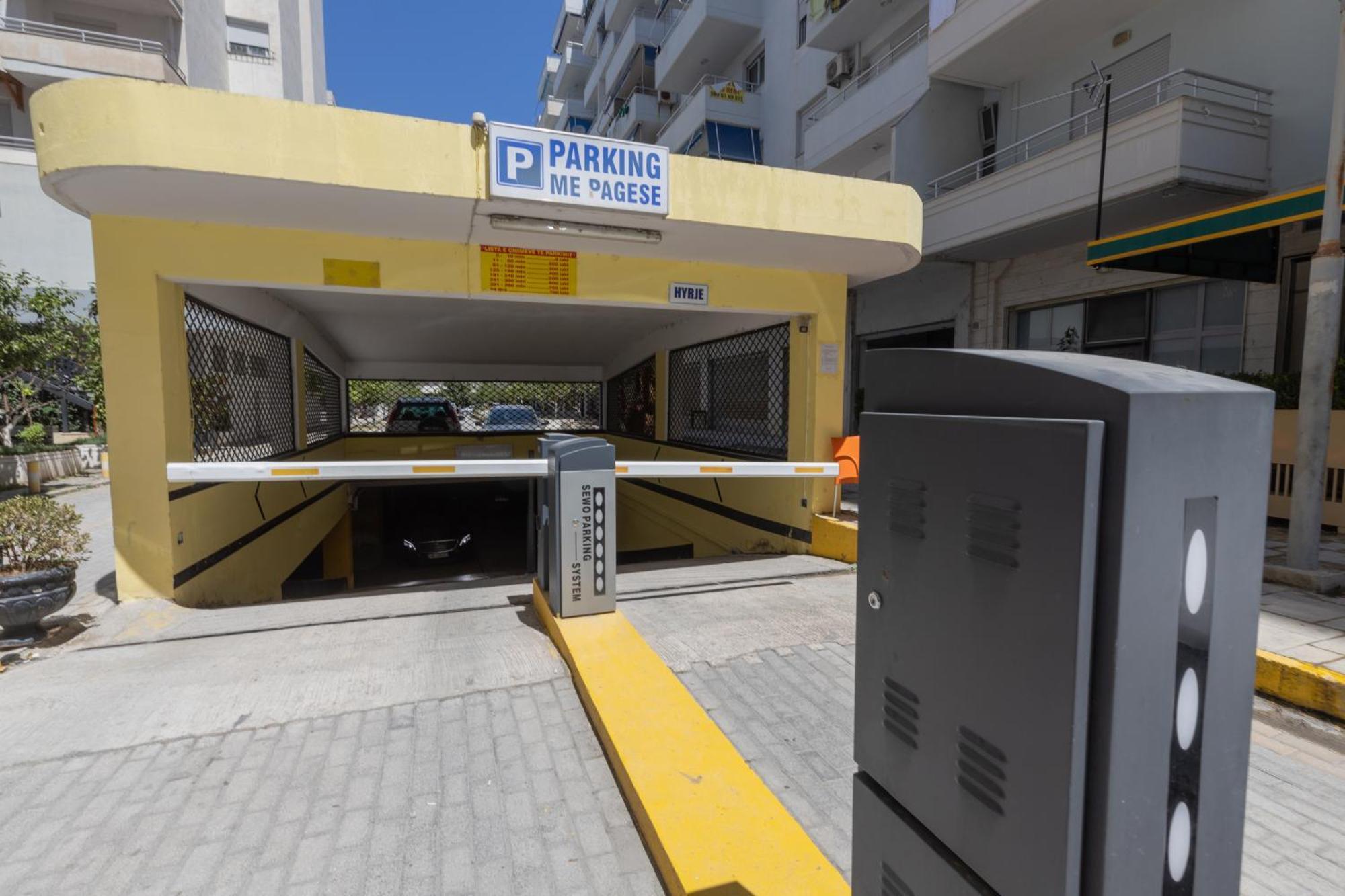 Belleview Apartment Vlorë Buitenkant foto